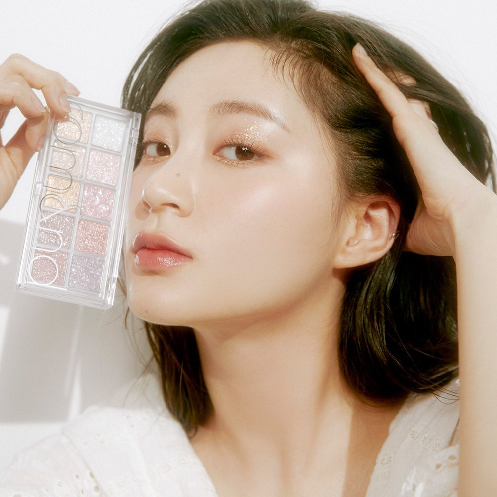 rom&nd Better Than Palette (00 Light & Glitter Garden) (official product photo)